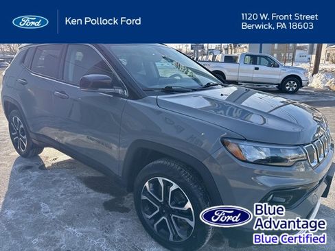 Used 2022 Jeep Compass Limited image 4