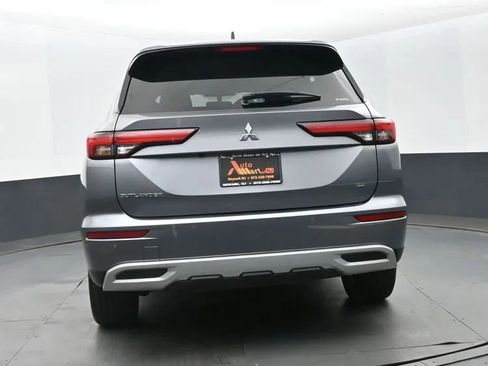Used 2024 Mitsubishi Outlander Ralliart AWD/4WD image 8