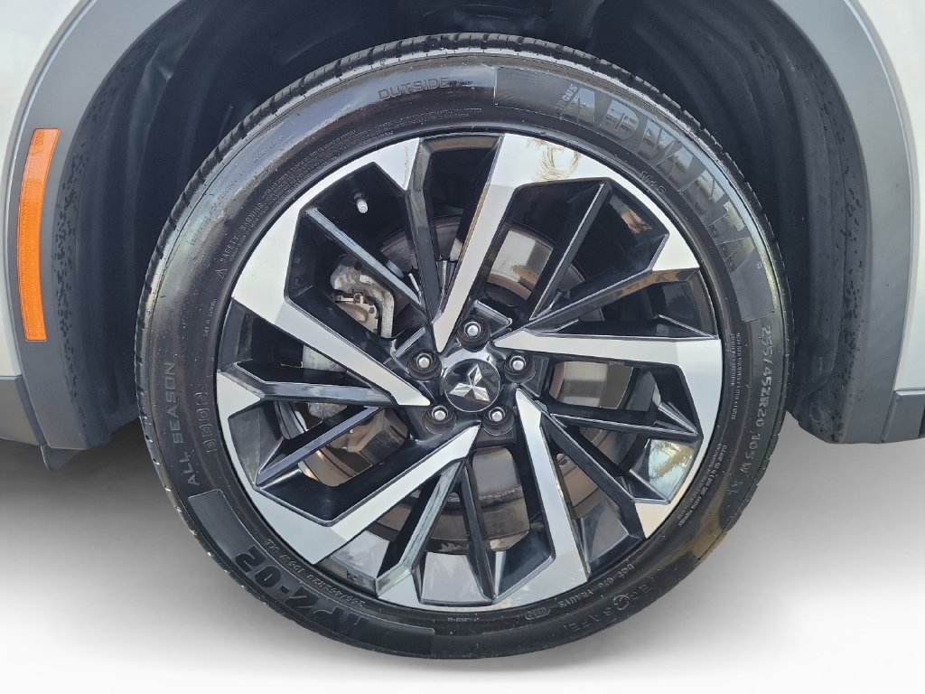 Used 2024 Mitsubishi Outlander SE AWD/4WD image 26