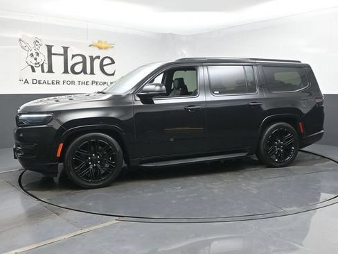 Used 2023 Jeep Wagoneer Series II w/ Convenience Group I AWD/4WD image 34