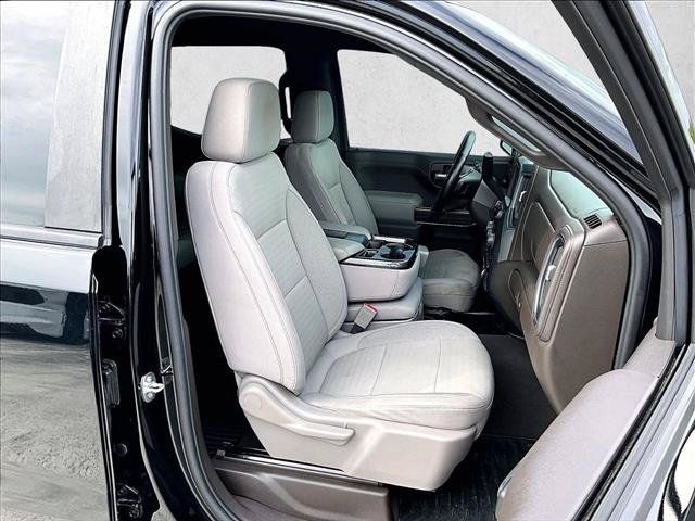 Used 2020 Chevrolet Silverado 1500 RST w/ All-Star Edition RWD image 9