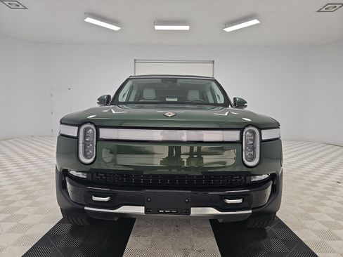 Used 2024 Rivian R1S Adventure AWD/4WD image 8