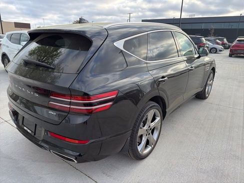 Used 2024 Genesis GV80 2.5T w/ Prestige Package image 9