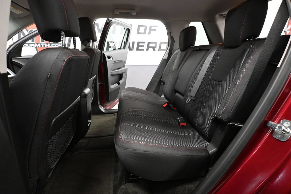 Used 2017 GMC Terrain SLE w/ Convenience Package AWD/4WD image 31