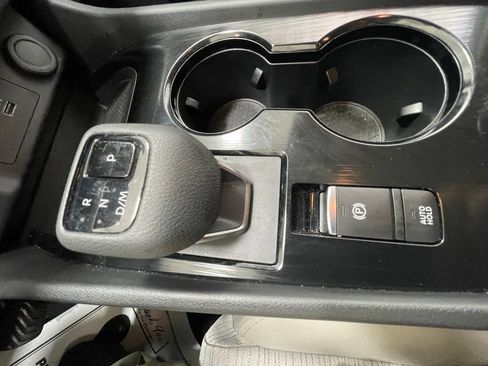 Used 2023 Nissan Rogue SV AWD/4WD image 20