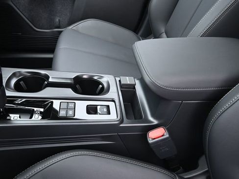 New 2026 Subaru Outback Limited AWD/4WD image 21