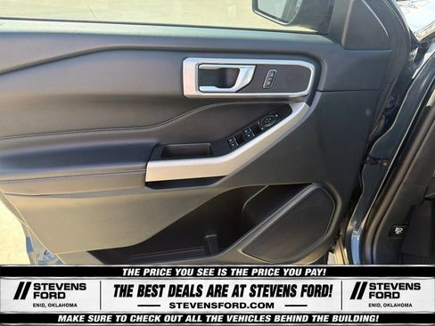 Used 2024 Ford Explorer XLT w/ Equipment Group 202A AWD/4WD image 19