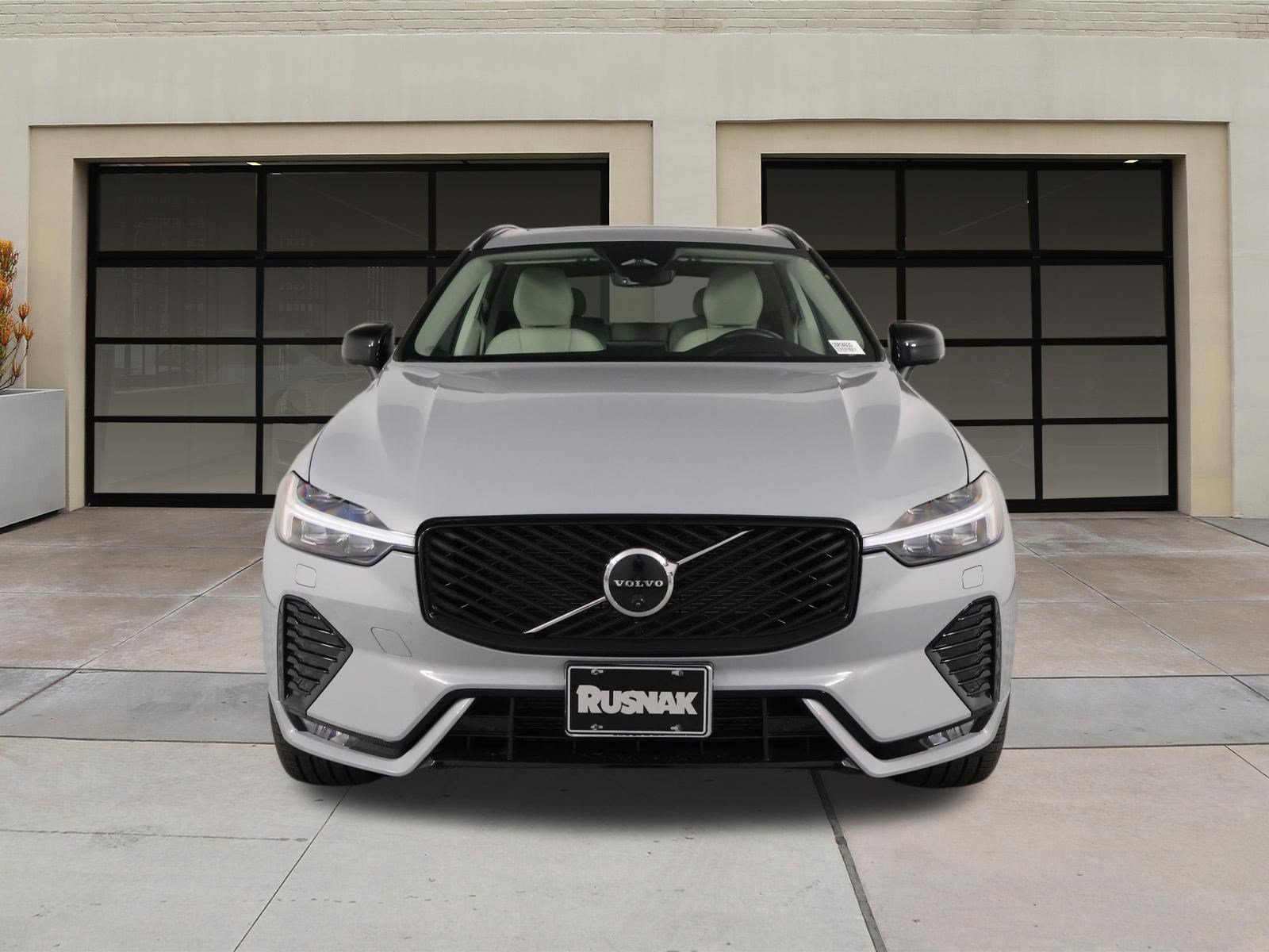 Used 2026 Volvo XC60 B5 Ultra w/ Protection Package Premier AWD/4WD image 6
