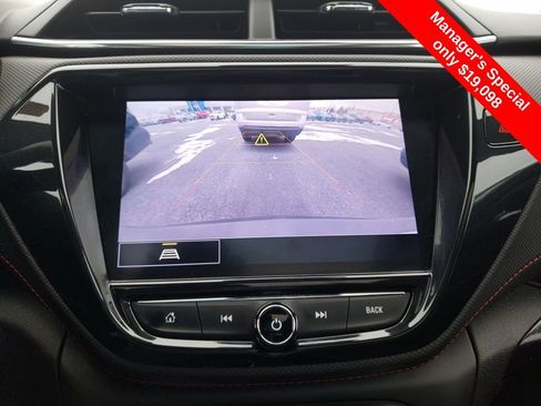 Used 2022 Chevrolet TrailBlazer RS w/ Sun and Liftgate Package image 20