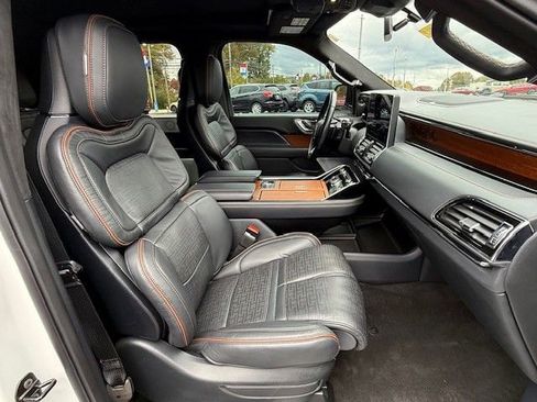 Used 2024 Lincoln Navigator Black Label AWD/4WD image 22