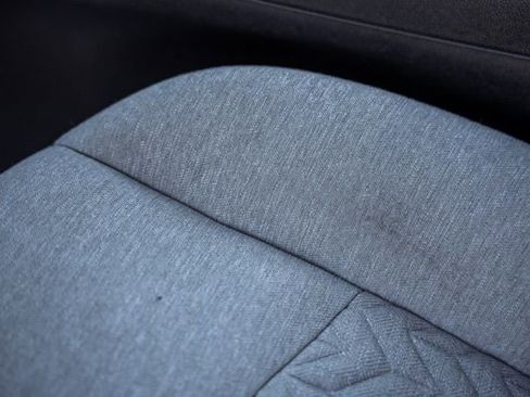 Used 2023 Chevrolet Equinox LT image 27