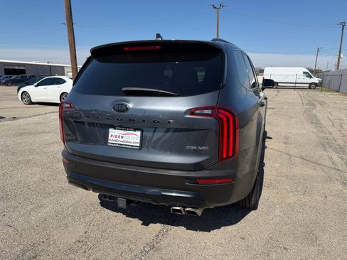Used 2021 Kia Telluride EX w/ EX Premium Package image 6