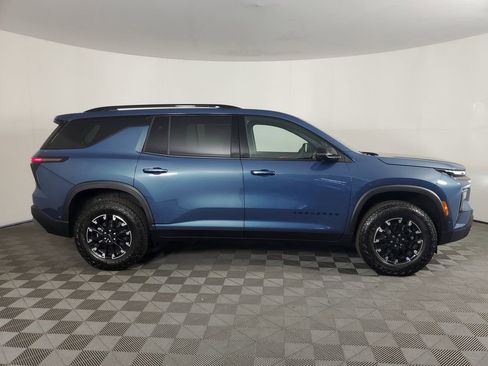 New 2026 Chevrolet Traverse Z71 w/ Enhanced Driving Package image 3