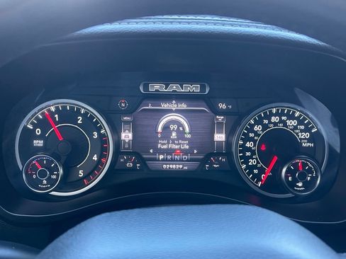 Used 2022 RAM 2500 Laramie AWD/4WD image 23