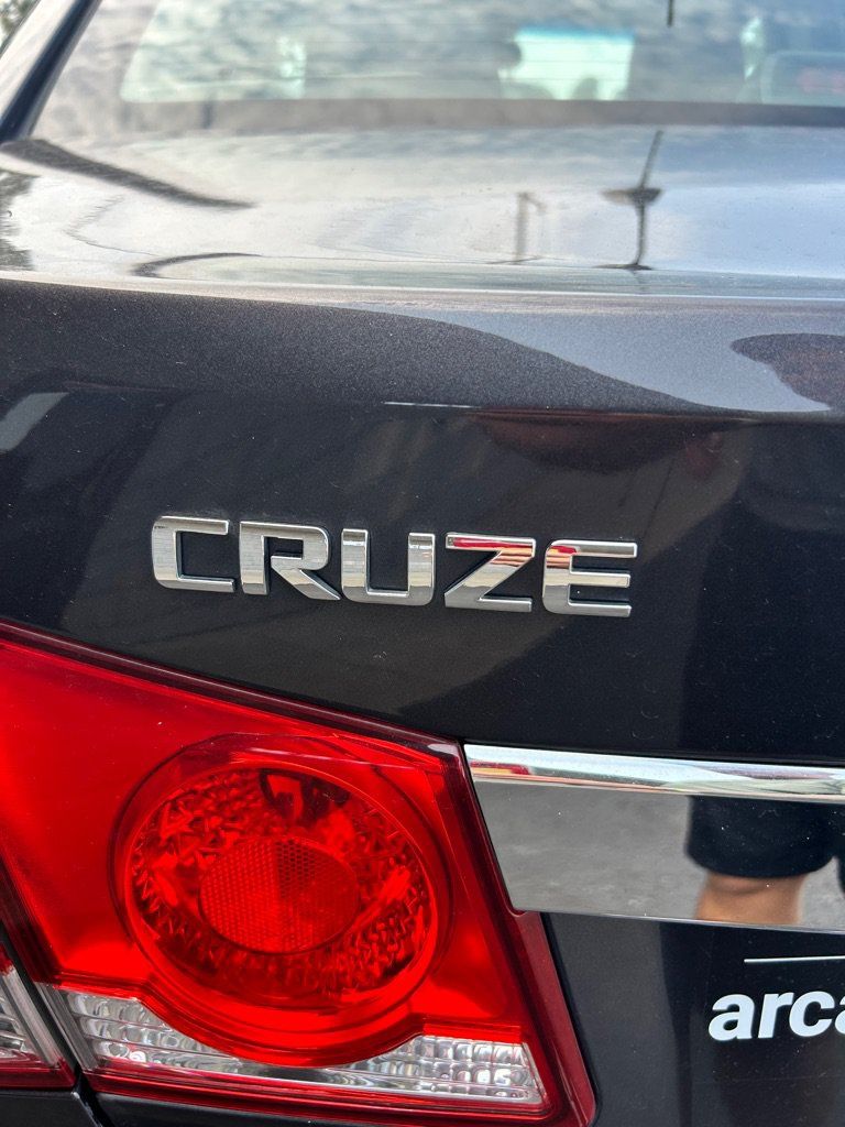 Used 2016 Chevrolet Cruze LT FWD image 19