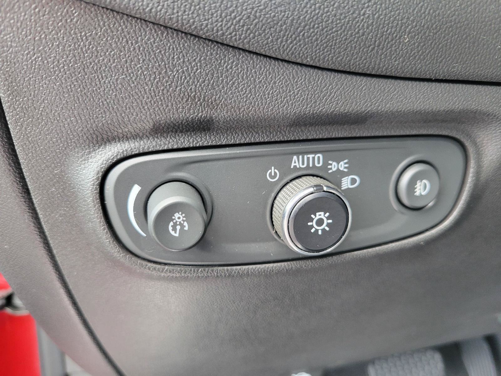 Used 2020 Chevrolet Equinox Premier FWD image 12