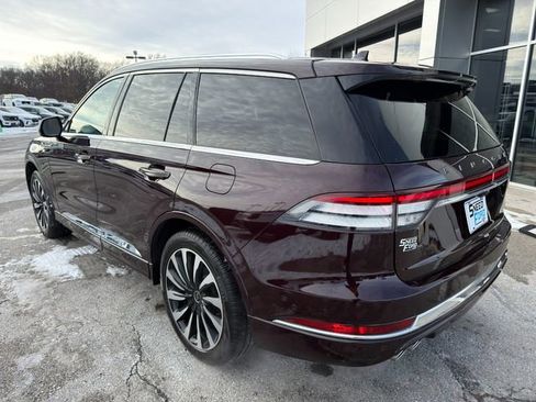Used 2023 Lincoln Aviator Black Label Grand Touring image 5