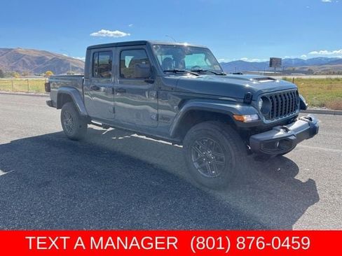 New 2025 Jeep Gladiator Sport AWD/4WD image 1