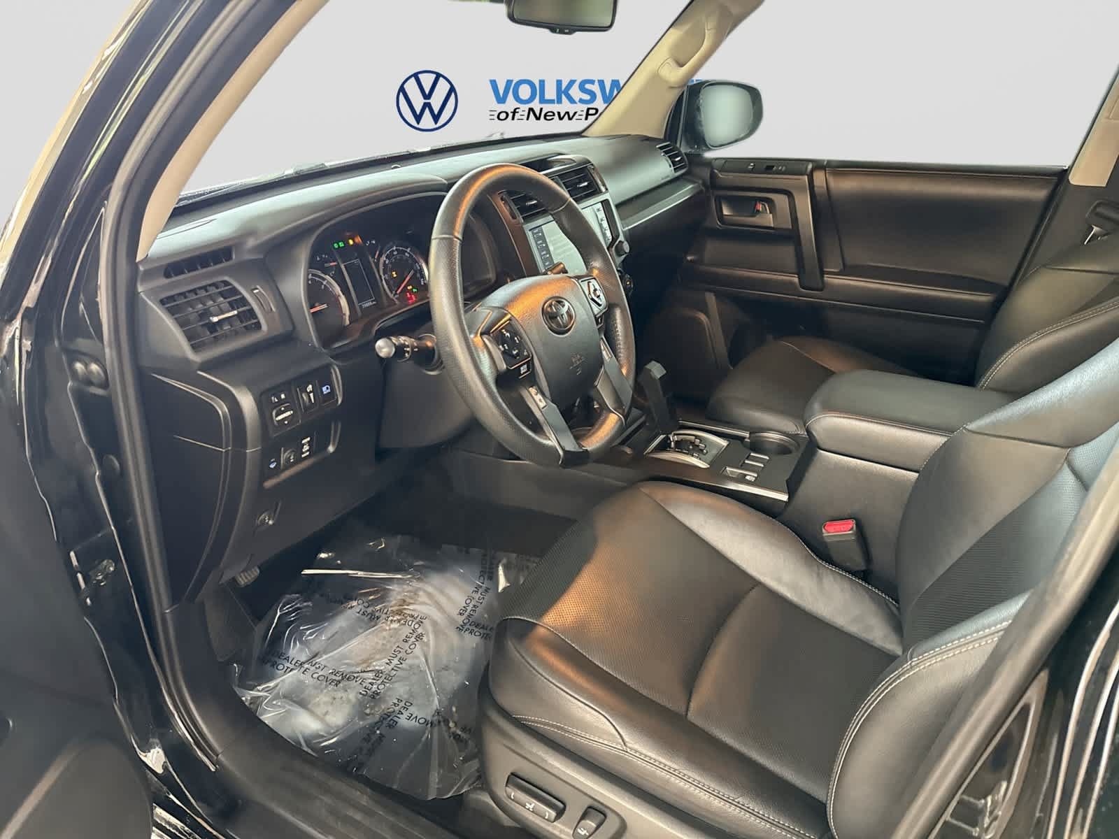 Used 2021 Toyota 4Runner Limited AWD/4WD image 10