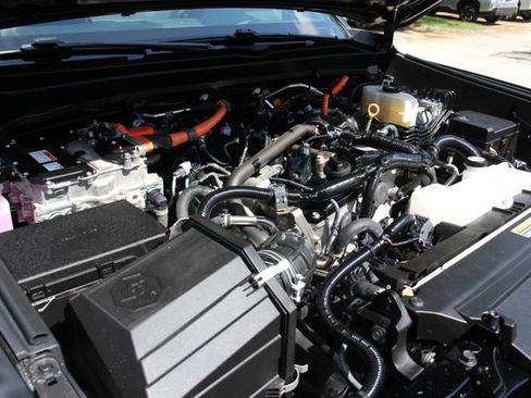 Used 2024 Toyota Tacoma 4x4 Double Cab Hybrid image 23