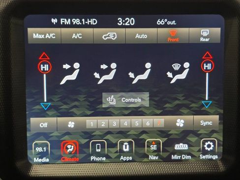 Used 2020 Jeep Wrangler Unlimited Rubicon w/ Dual Top Group image 29