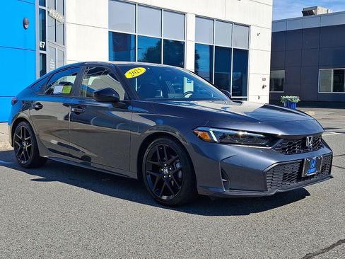 Used 2025 Honda Civic Sport image 3