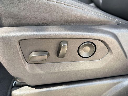 Certified 2025 Chevrolet Tahoe LT AWD/4WD image 13