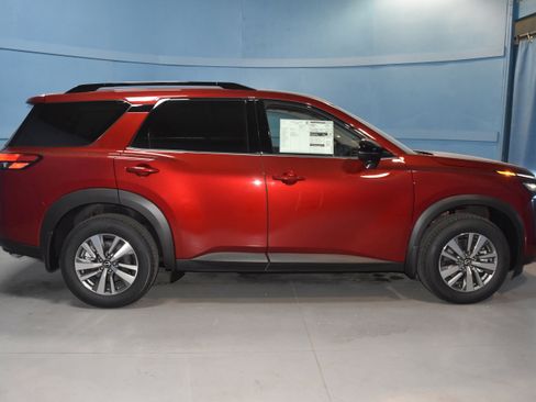 New 2026 Nissan Pathfinder SL AWD/4WD image 21
