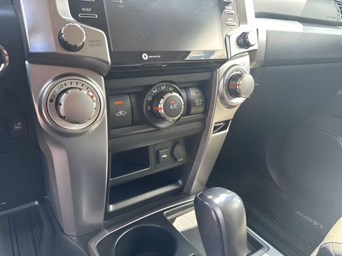 Used 2023 Toyota 4Runner SR5 Premium image 35