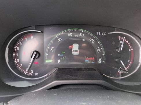 Certified 2024 Toyota RAV4 LE AWD/4WD image 18