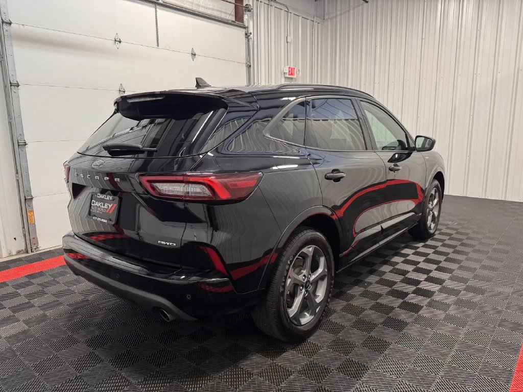 Used 2024 Ford Escape ST-Line w/ Tech Pack #1 AWD/4WD image 5
