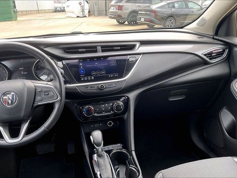 Used 2020 Buick Encore GX Preferred w/ Cold Weather Comfort Package FWD image 6