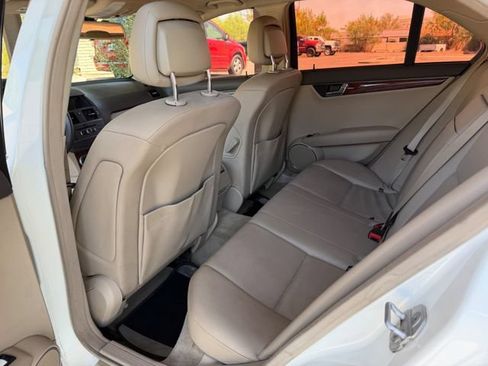 Used 2011 Mercedes-Benz C 300 Sedan image 32