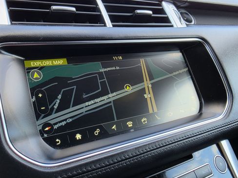 Used 2017 Land Rover Range Rover Sport HSE Dynamic image 38