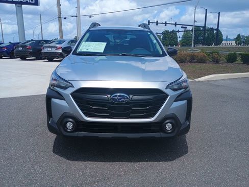 Certified 2023 Subaru Outback Onyx Edition AWD/4WD image 2