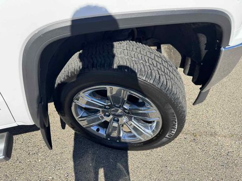 Used 2017 GMC Sierra 1500 SLT image 40