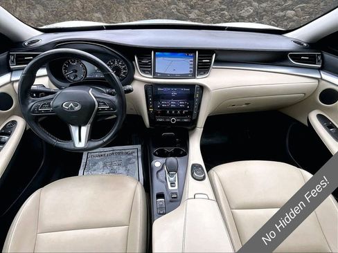 Used 2019 INFINITI QX50 Luxe w/ Navigation Package FWD image 13