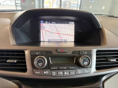 Used 2017 Honda Odyssey Touring image 15