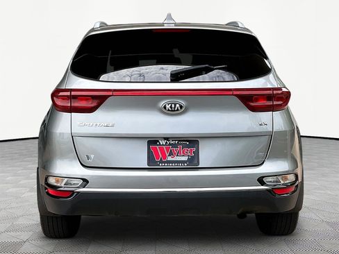 Used 2020 Kia Sportage EX AWD/4WD image 5