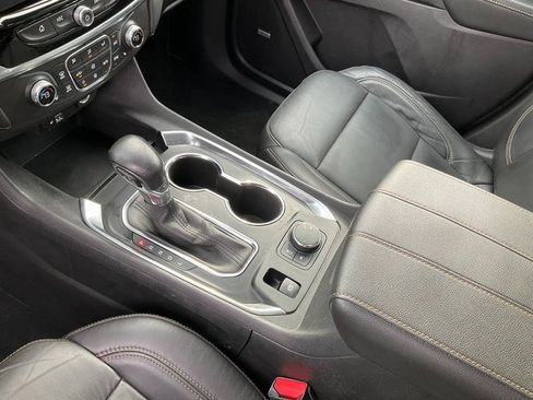 Used 2021 Chevrolet Traverse RS image 15