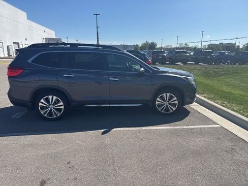 Used 2020 Subaru Ascent Touring w/ Popular Package #3 image 4