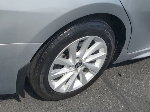 Used 2023 Toyota Camry SE AWD/4WD image 5