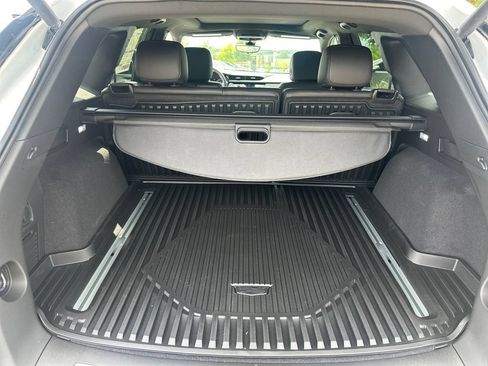 New 2026 Cadillac XT5 Premium Luxury w/ LPO, ONYX Package FWD image 31
