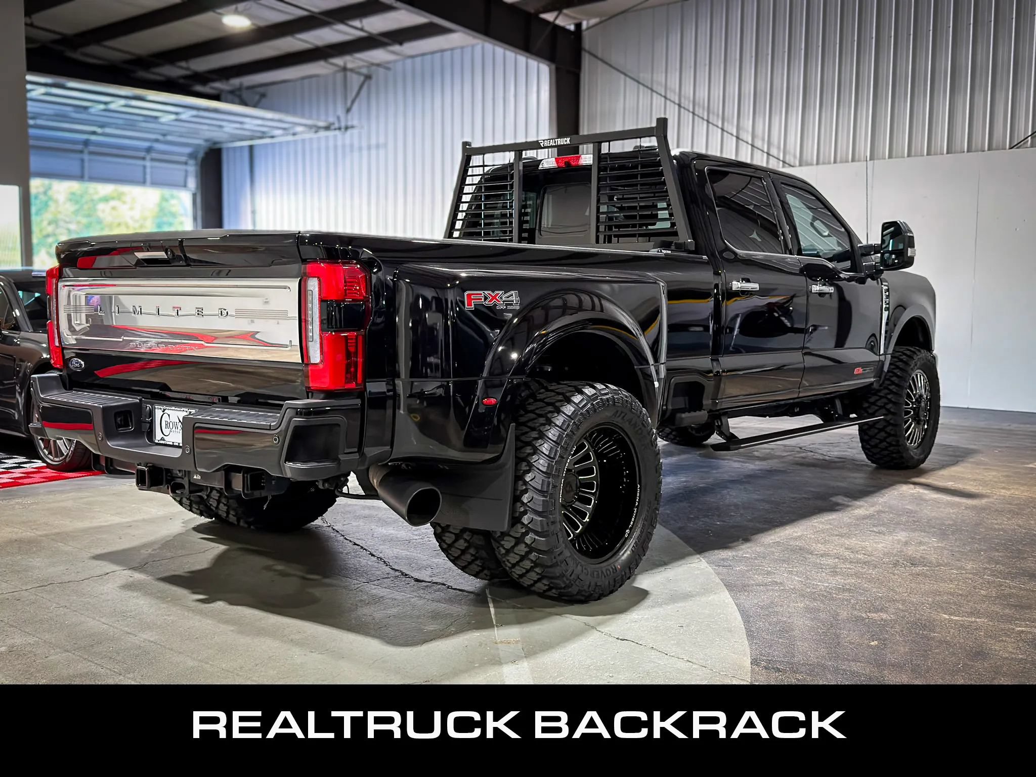 Used 2024 Ford F350 Limited w/ FX4 Off-Road Package AWD/4WD image 4