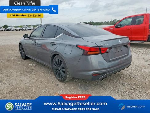 Used 2022 Nissan Altima 2.5 SR FWD image 3