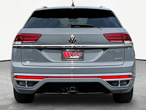 Used 2022 Volkswagen Atlas Cross Sport SEL R-Line AWD/4WD image 5