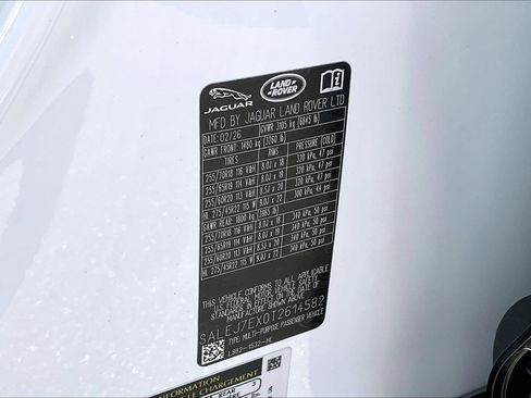 New 2026 Land Rover Defender 110 S AWD/4WD image 13