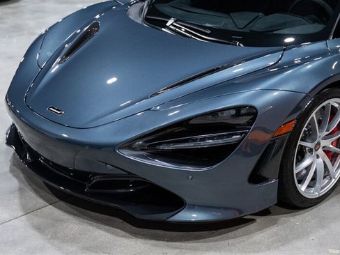 Used 2018 McLaren 720S Performance RWD image 11