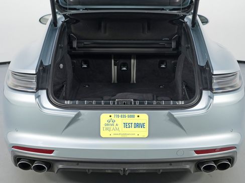 Used 2023 Porsche Panamera Platinum Edition RWD image 9