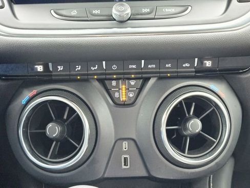 Used 2023 Chevrolet Blazer LT FWD image 24